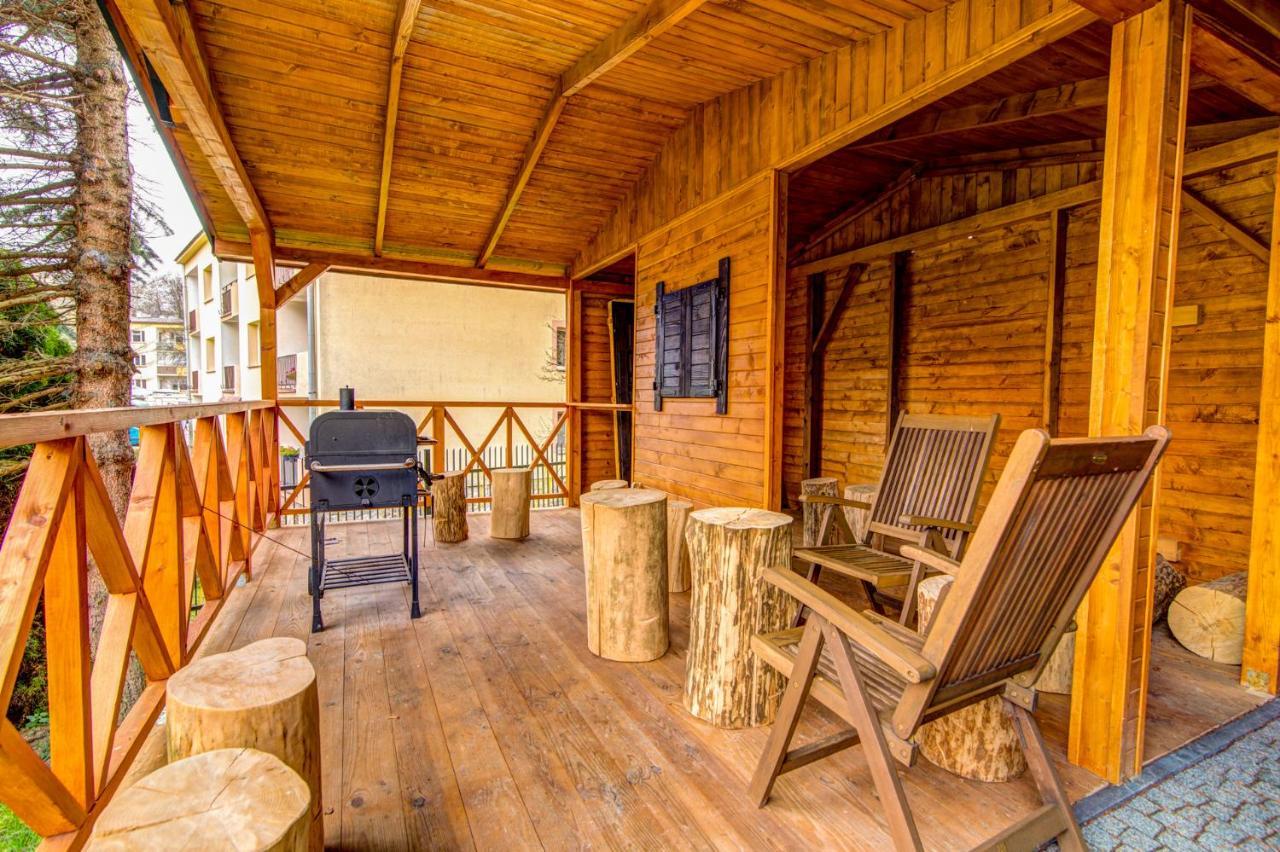 Willa Pod Zegarem - W Cenie Parking, Szybkie Wifi, Duzy Ogrod, Wiata Grilowa! Krynica Zdroj Buitenkant foto
